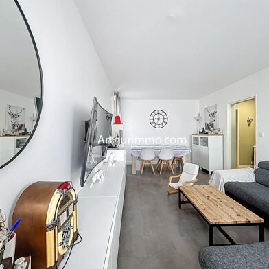 Appartement 4 pièces 209000 €