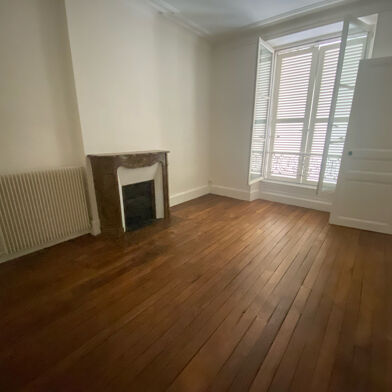 Appartement 3 pièces 650 €