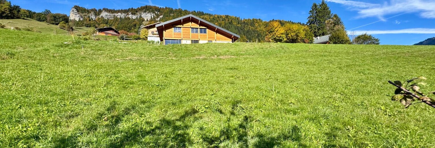 Terrain  722 m² à vendre à Saint-Nicolas-la-Chapelle (73590)