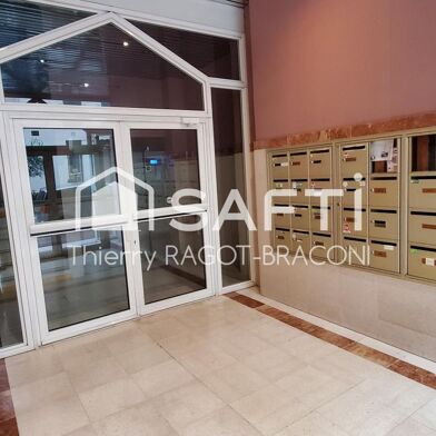 Appartement 3 pièces 220000 €