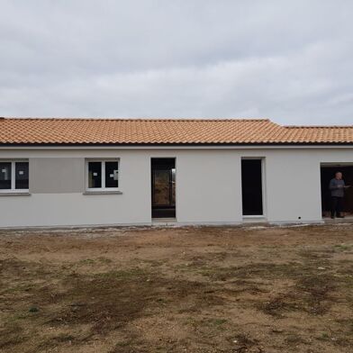 Maison 4 pièces 235000 €