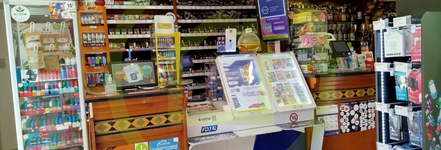 Commerce  220 m² à vendre à Antibes (06600)