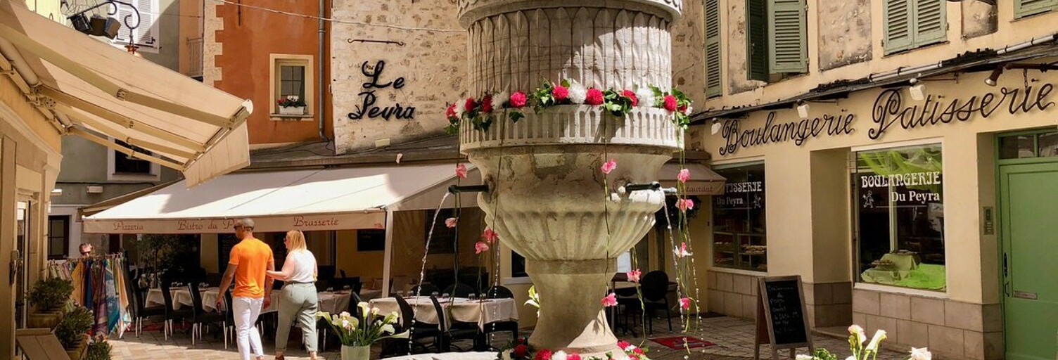 Immeuble   m² à vendre à Vence (06140)