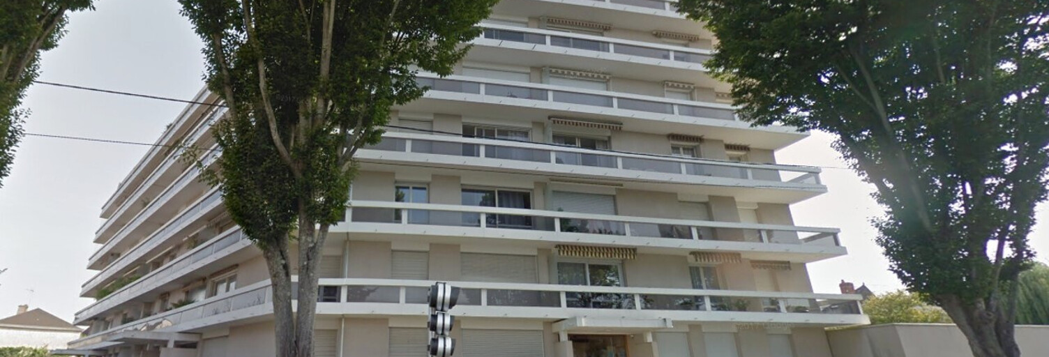 Garage  12 m² à louer à Angers (49000)