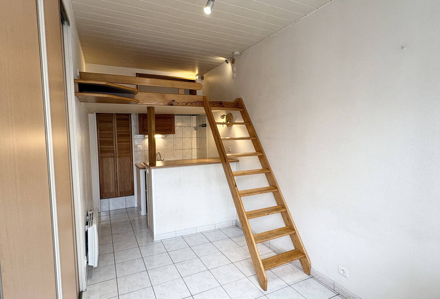 VERDUN - STUDIO - PROCHE CENTRE-VILLE — photo 1