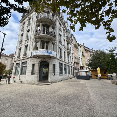 Commerce  263000 €