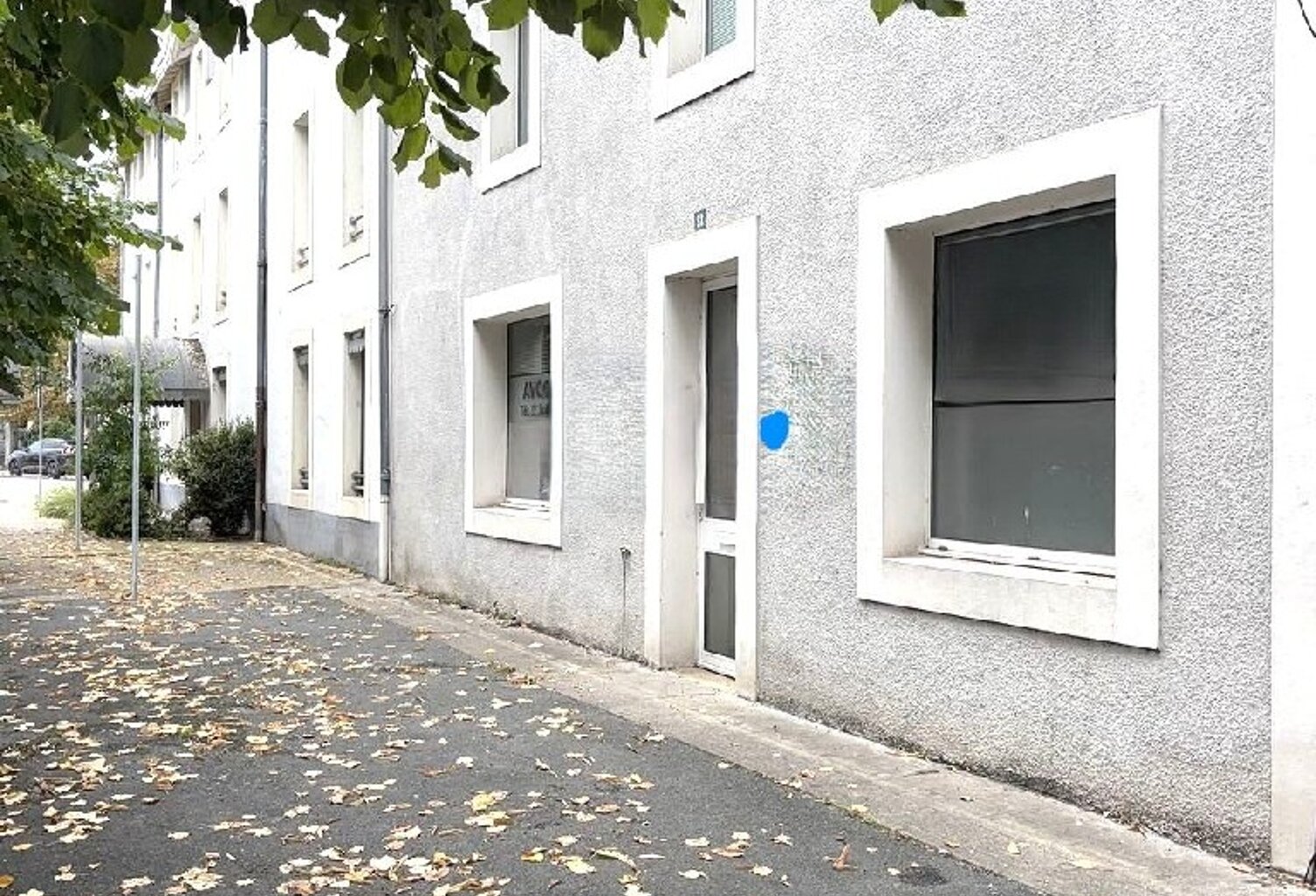 Immeuble 180 m&sup2; — photo 1