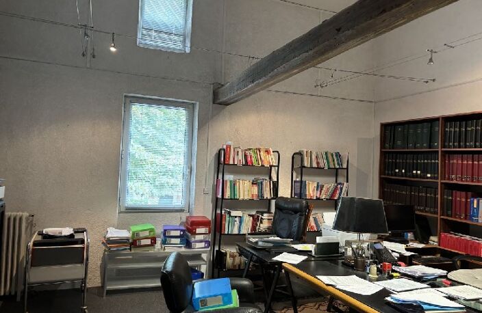 Immeuble 180 m&sup2; — photo 5