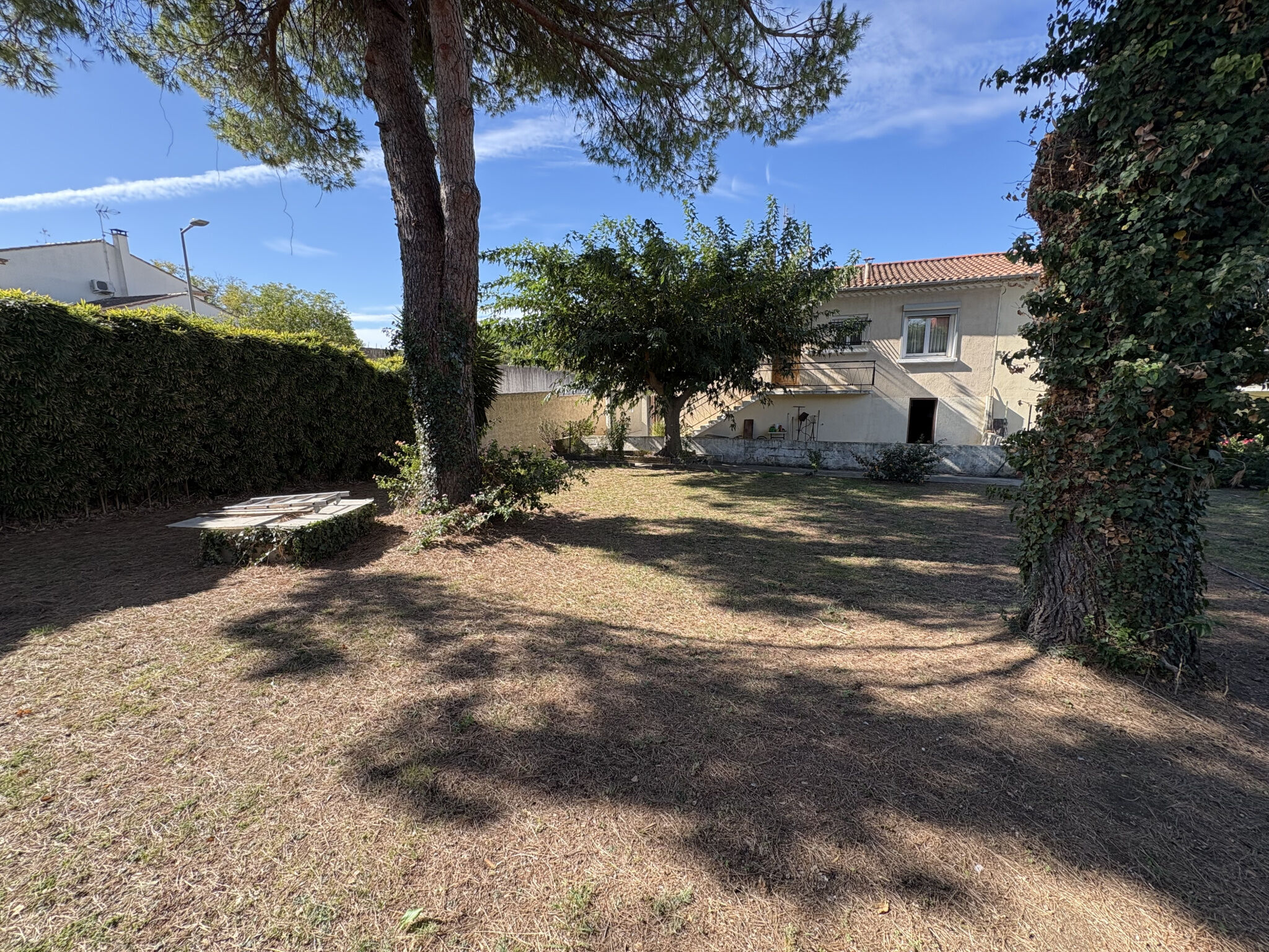 Villa / Maison  T4 à vendre Beauvoisin 30640