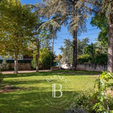 Maison 8 pièces 1380000 €