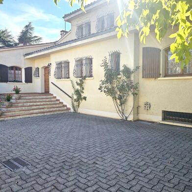 Maison 8 pièces 549000 €