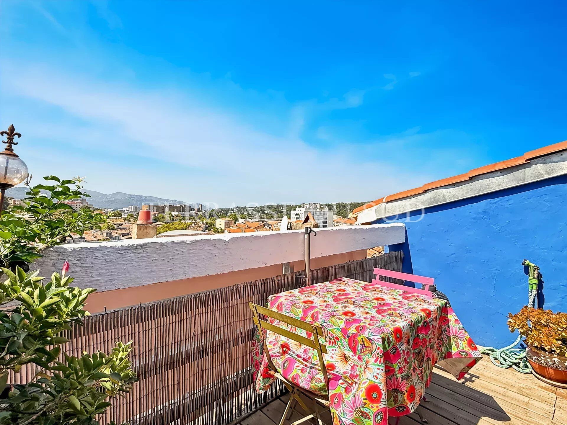 Villa / Maison  T5 à vendre Aubagne 13400