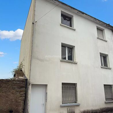 Immeuble  207000 €