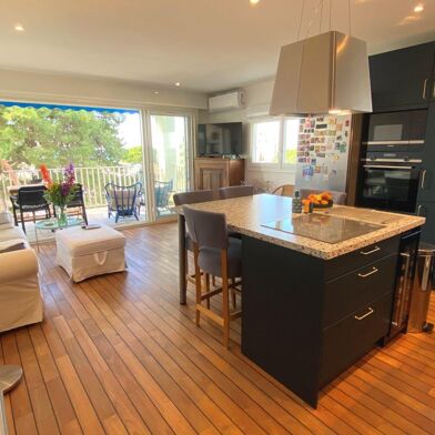 Appartement 3 pièces 376920 €