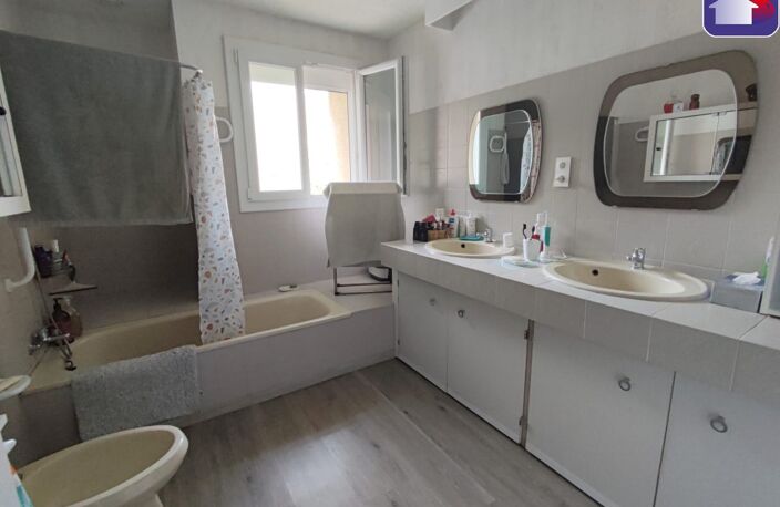 Vente maison 7 pièces 195 m² Pamiers (09100) — photo 2