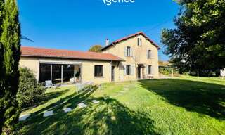 Maison 8 Pièces 193 m² à vendre à Bésayes (26300)