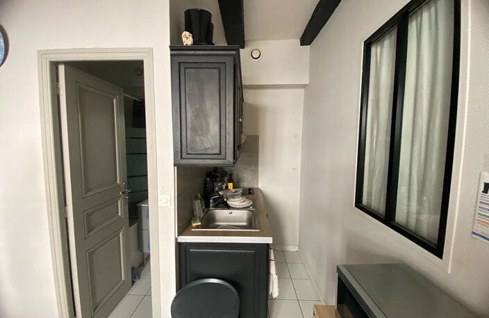 A VENDRE APPARTEMENT D'ENVIRON 28 M2 — photo 4