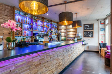 Commerce  180000 €