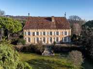 Château — photo 2