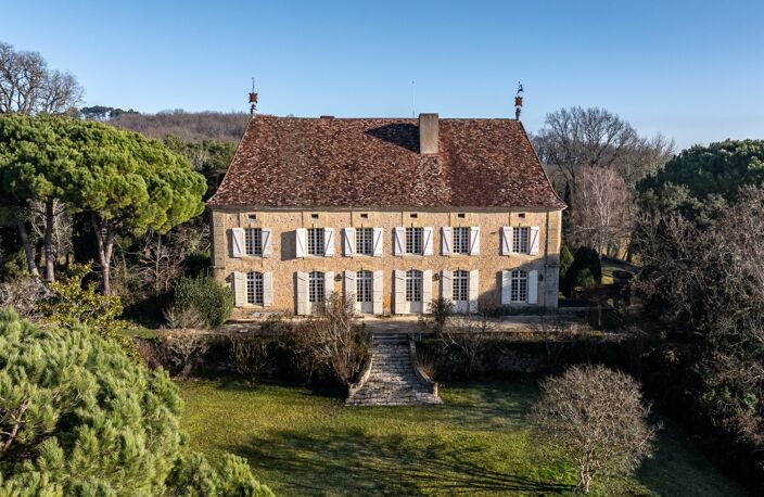 Château — photo 2