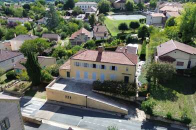 Maison 8 pièces 626400 €