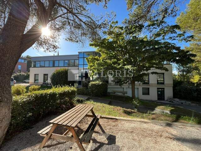 BUREAUX à LOUER — photo du bien