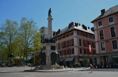 CHAMBERY Local commercial  -  BUREAUX 1300 m2 — photo du bien
