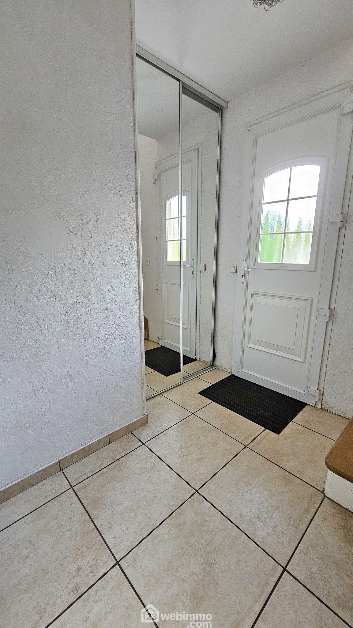 Maison - 70m² - Oncy-sur-École