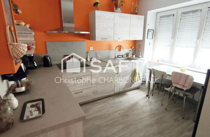 ENSEMBLE IMMOBILIER DE 2 MAISONS A BONNEMAIN — photo 5