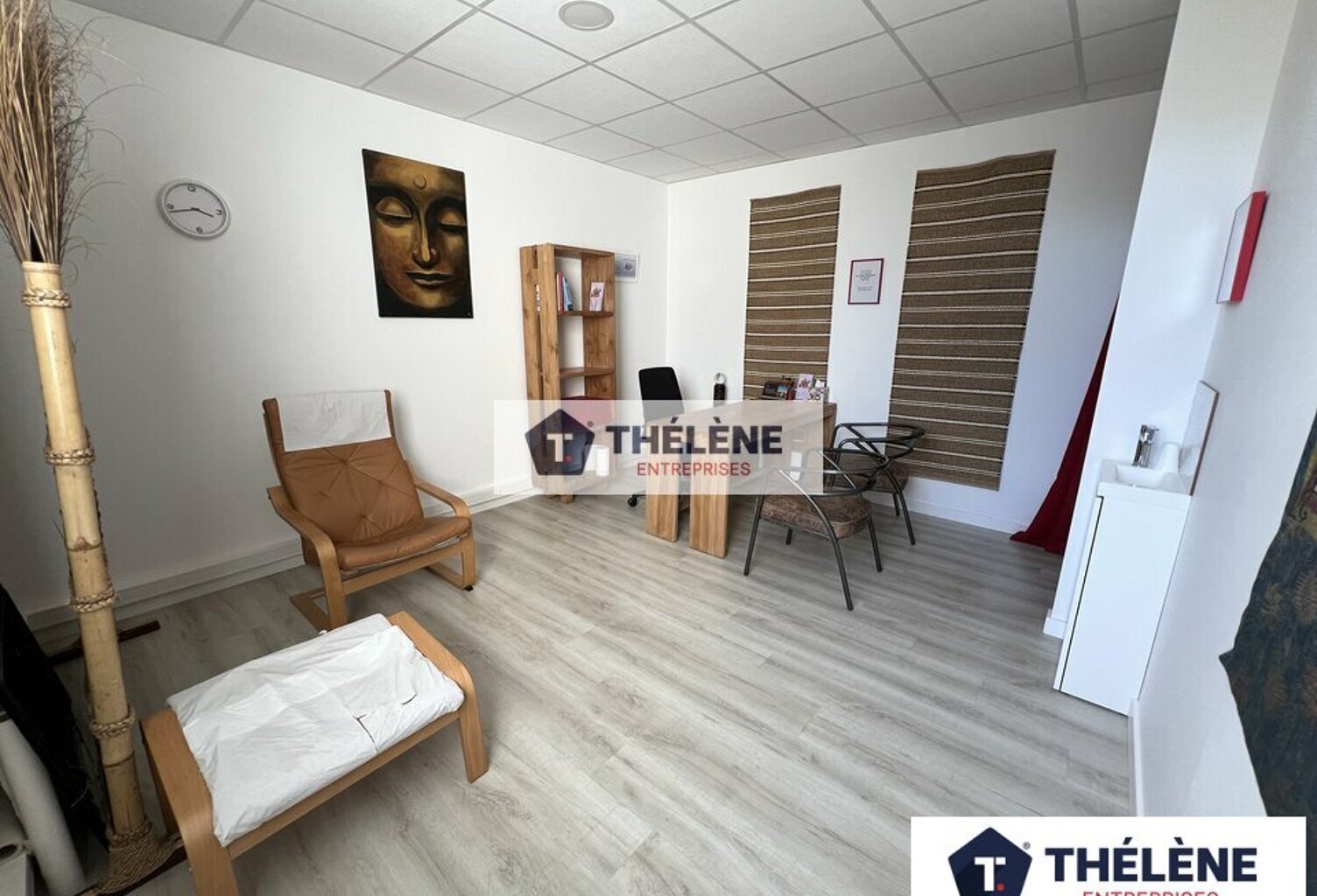 BUREAUX à VENDRE — photo 1