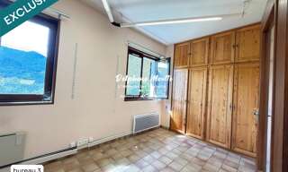 Bureau 6 Pièces 116 m² à vendre à Eygliers (05600)