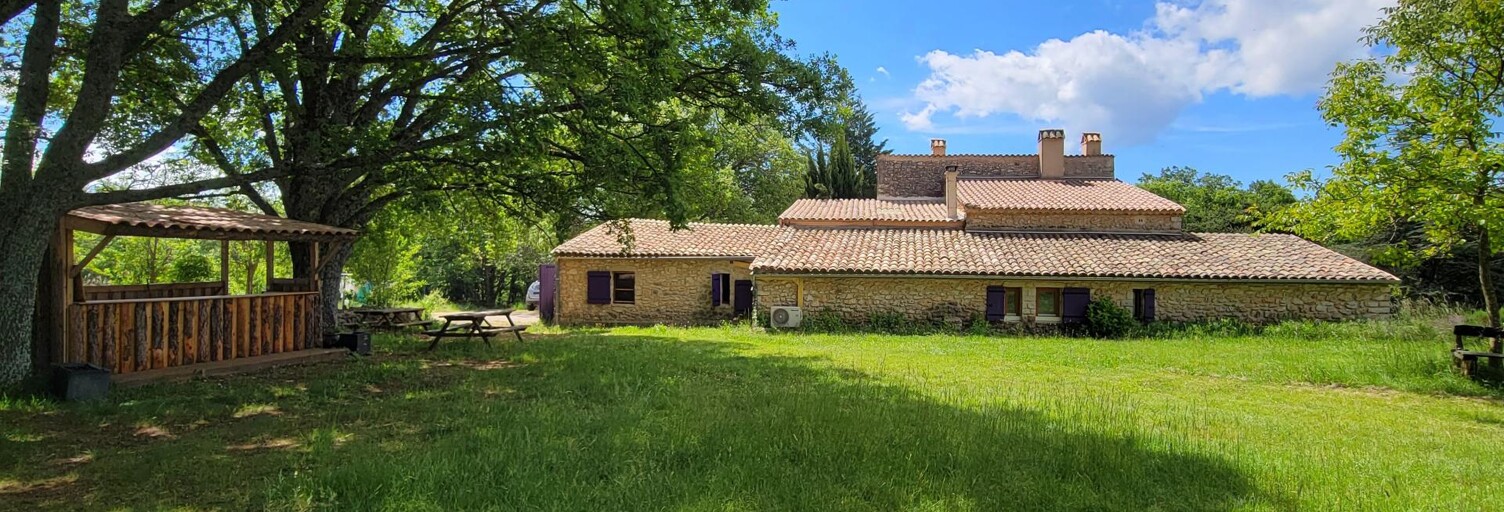 Maison 17 Pièces 500 m² à vendre à Simiane-la-Rotonde (04150)