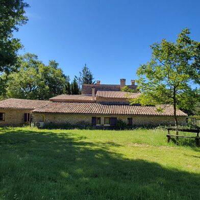 Maison 17 pièces 1150000 €