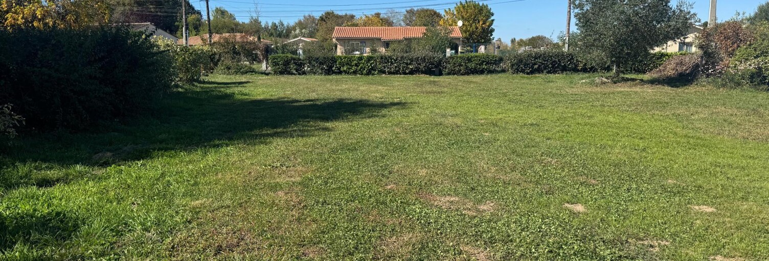 Terrain  448 m² à vendre à La Lande-de-Fronsac (33240)