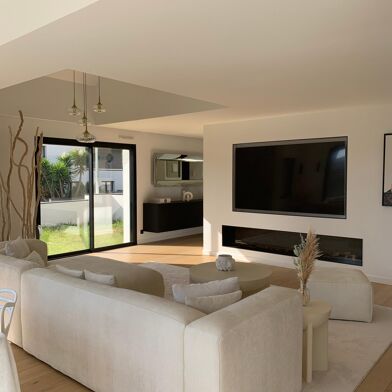 Maison 7 pièces 1335000 €