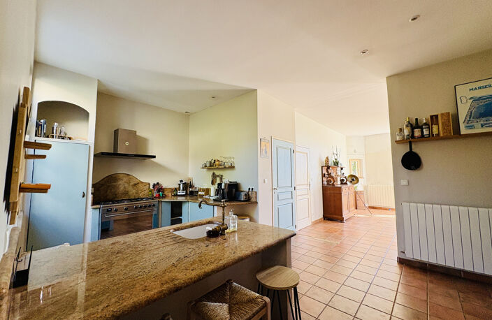 Proche Carcassonne, grande villa 6 pièces, terrain 1700m2 — photo 4