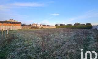 Terrain  918 m² à vendre à Jauldes (16560)