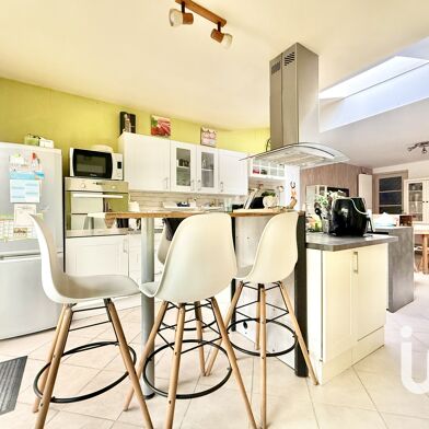 Maison 6 pièces 234000 €