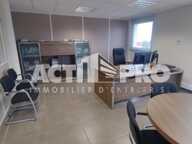 Bureaux à louer — photo 3