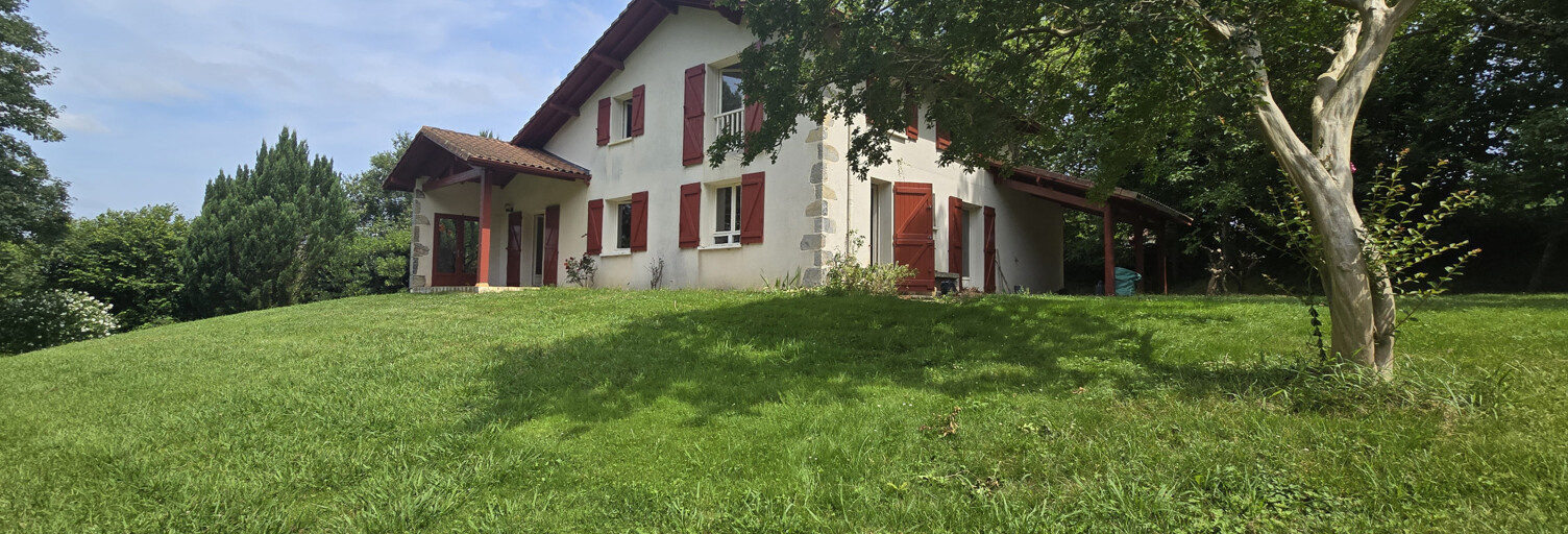 Maison 4 Pièces 160 m² à louer à Amendeuix-Oneix (64120)