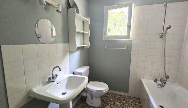 Villa / Maison 4 pièces  à louer Amendeuix-Oneix 64120