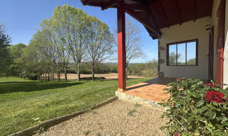 Maison 4 Pièces 160 m² à louer à Amendeuix-Oneix (64120)