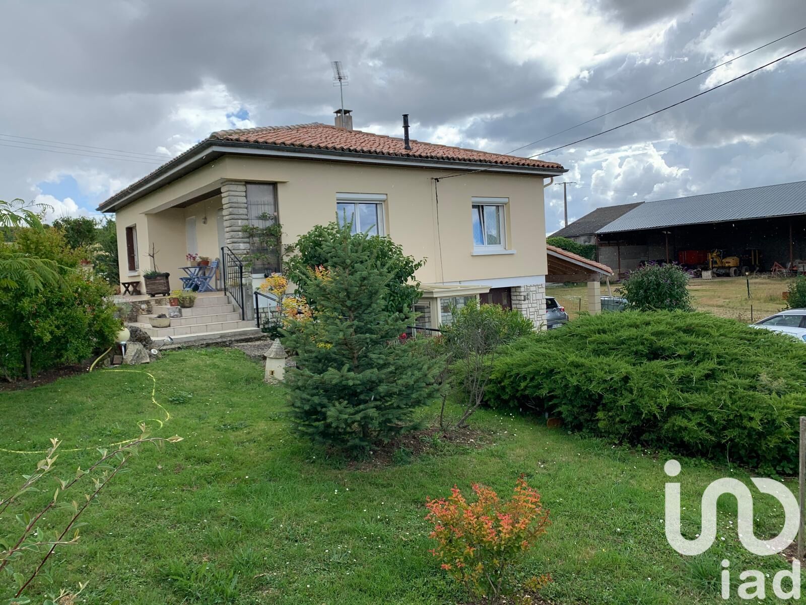 St-Mande-Sur-Bredoire - 126m² - 4p. - 2ch.