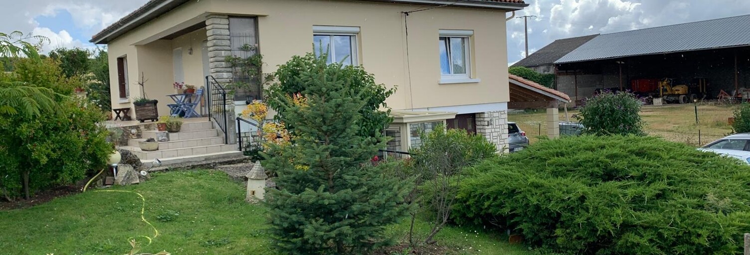 Maison 4 Pièces 126 m² à vendre à Saint-Mandé-sur-Brédoire (17470)