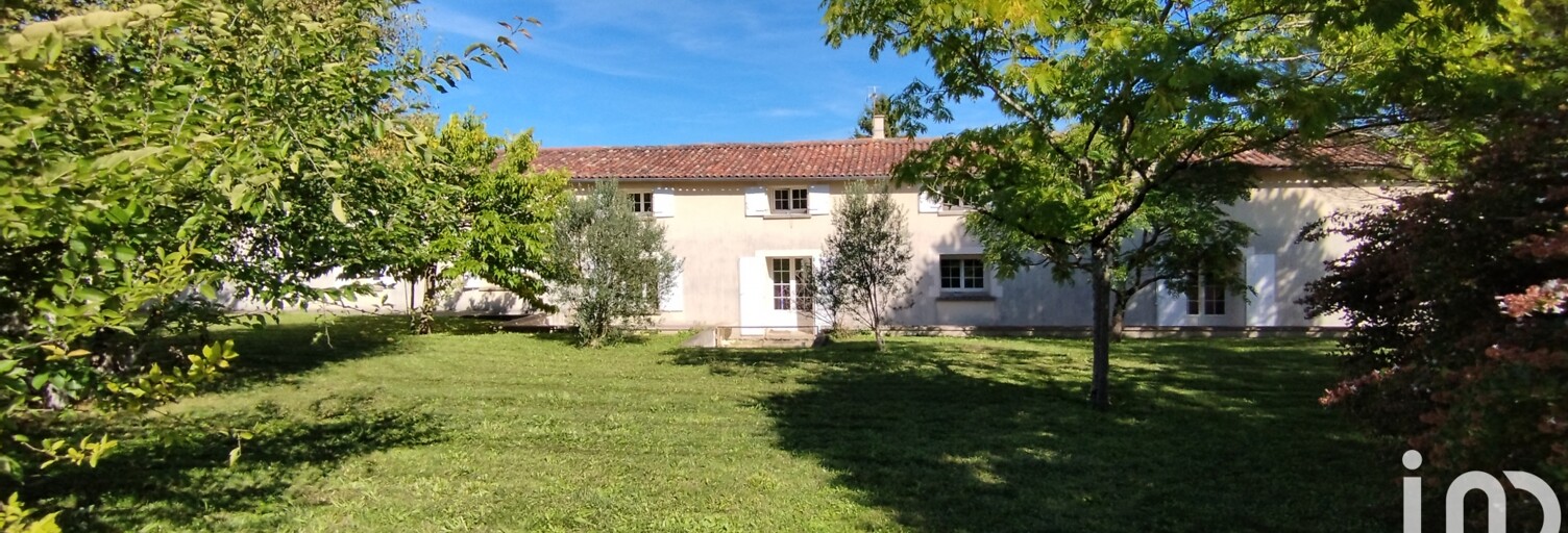 Maison 8 Pièces 216 m² à vendre à Chives (17510)