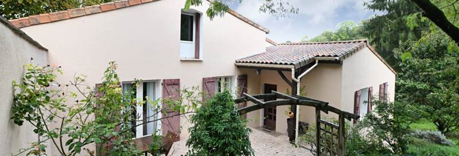 Maison 5 Pièces 115 m² à vendre à Angoulême (16000)