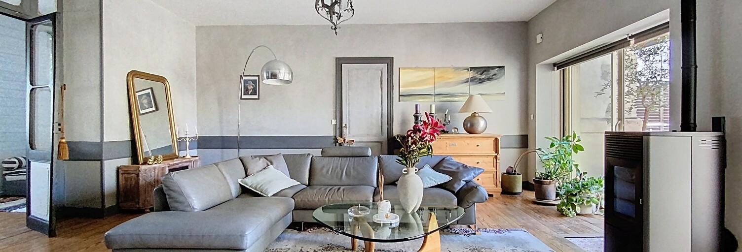 Maison 8 Pièces 220 m² à vendre à Villandraut (33730)