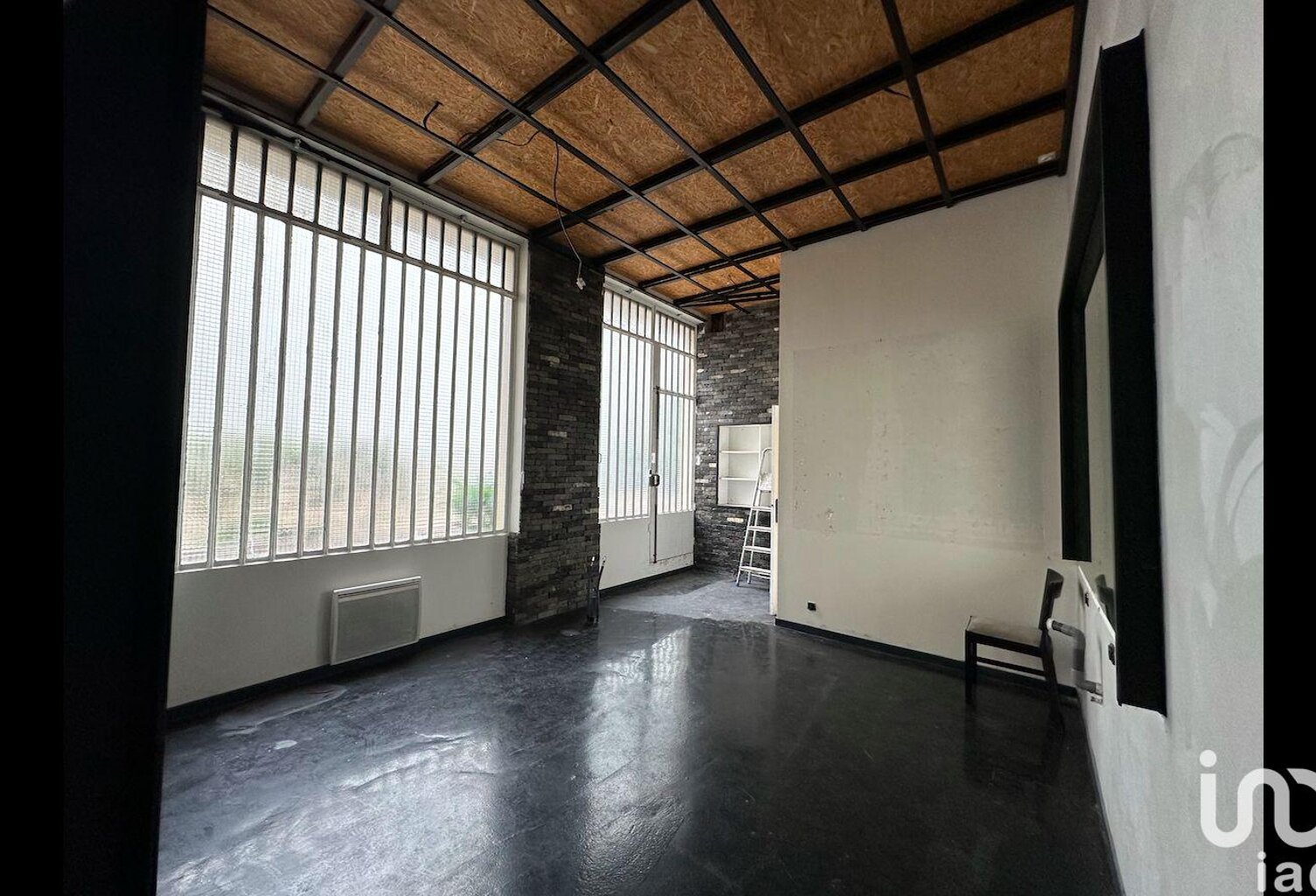Vente Murs commerciaux 71 m&sup2; — photo 1