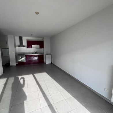 Appartement 3 pièces 244900 €