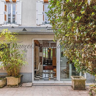 Maison 9 pièces 445000 €
